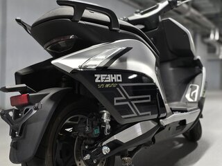 2024 Zeeho AE8 S+, серебристый, 450000 рублей, вид 2