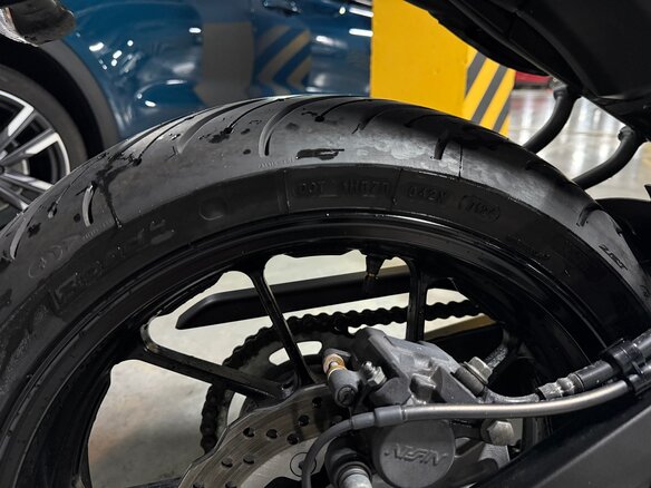 2020 Yamaha XSR700, серый, 725000 рублей - вид 10