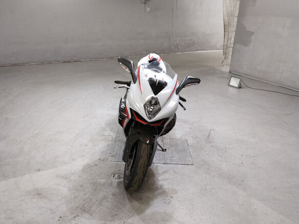 2022 MV Agusta F3 800, белый, 1200000 рублей - вид 2