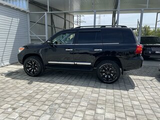 2012 Toyota Land Cruiser 200 Series Рестайлинг 1, чёрный, 3500000 рублей, вид 4
