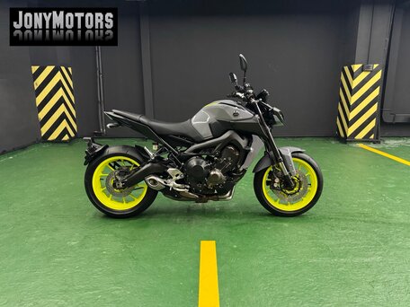 2018 Yamaha MT-09 (FZ-09), серый, 875000 рублей, вид 1