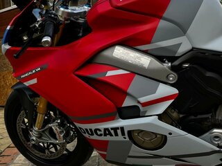 2019 Ducati Panigale V4, красный, 2337814 рублей, вид 3