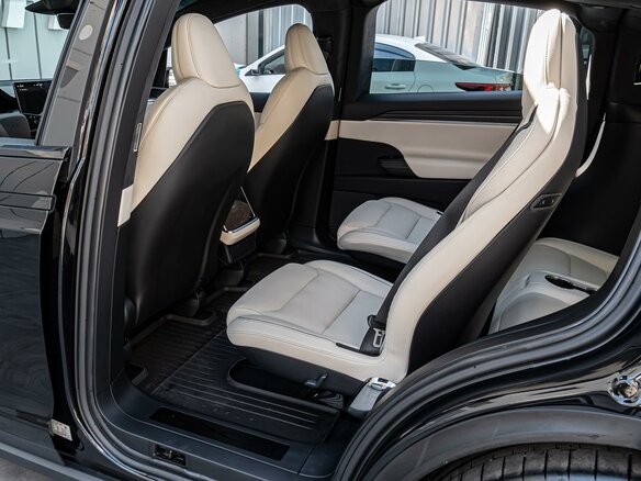 2024 Tesla Model X Plaid I Рестайлинг, чёрный, 12419000 рублей - вид 16
