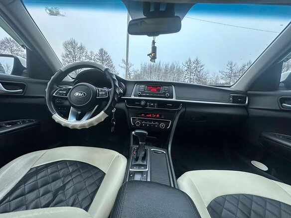 2018 Kia Optima IV, белый, 1450000 рублей - вид 9