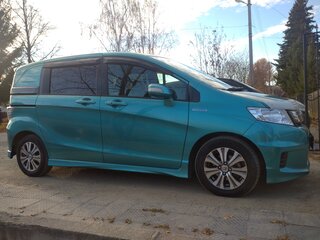 2011 Honda Freed Spike I Рестайлинг, зелёный, 1450000 рублей, вид 3