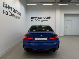 2019 BMW 3 серии 320i VII (G2x), синий, 3590000 рублей, вид 4