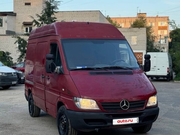 2005 Mercedes-Benz Sprinter, красный, 525000 рублей