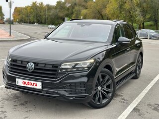 2019 Volkswagen Touareg III, чёрный, 7300000 рублей, вид 3