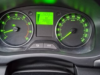 2011 Skoda Fabia II Рестайлинг, серый, 750000 рублей, вид 5