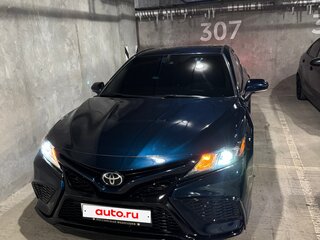 2020 Toyota Camry US Market VIII (XV70) Рестайлинг, синий, 2900000 рублей, вид 4