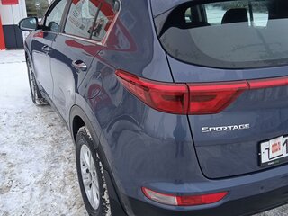 2017 Kia Sportage IV, синий, 1850000 рублей, вид 2