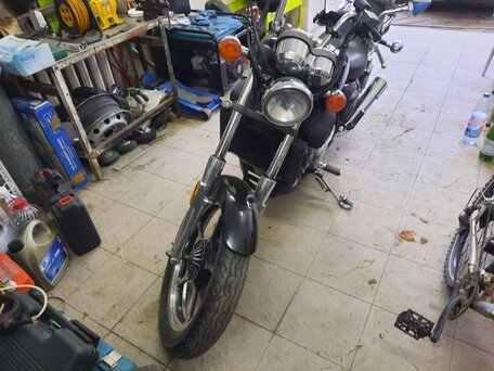 1987 Honda Magna, чёрный, 450000 рублей, вид 1