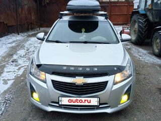 2013 Chevrolet Cruze I Рестайлинг, серебристый, 930000 рублей, вид 2