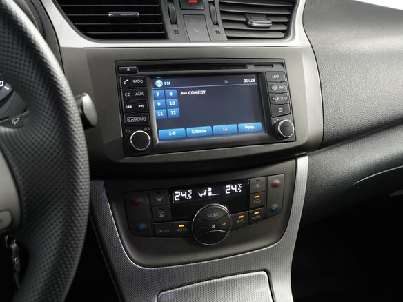 2014 Nissan Sentra VII (B17), чёрный - вид 11