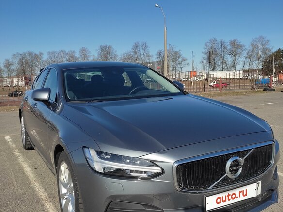 2017 Volvo S90 II, серый, 2880000 рублей