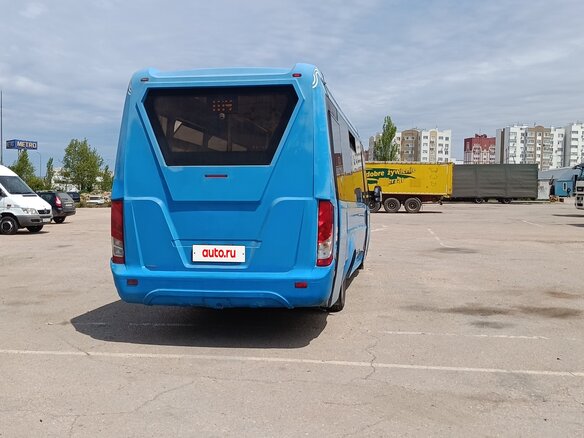 2016 Iveco Daily, синий, 1800000 рублей - вид 3