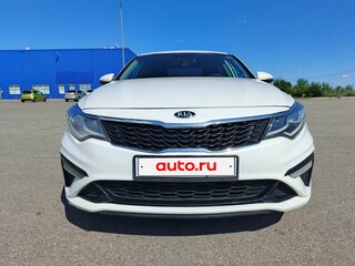 2019 Kia Optima IV Рестайлинг, белый, 1800000 рублей, вид 1