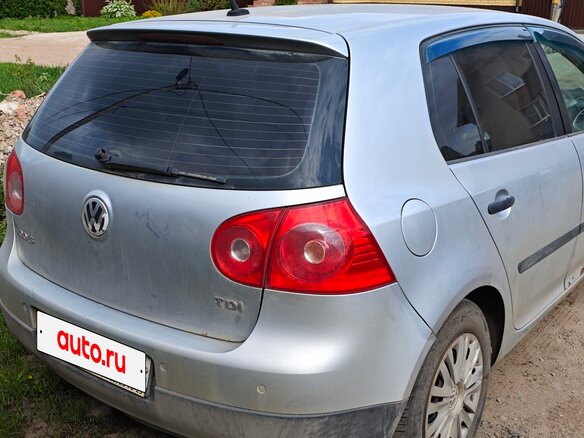 2004 Volkswagen Golf V, серебристый, 500000 рублей - вид 2