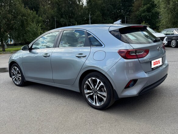 2019 Kia Ceed III, серебристый - вид 3