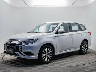 2022 Mitsubishi Outlander III Рестайлинг 3, белый, 1939000 рублей, вид 1