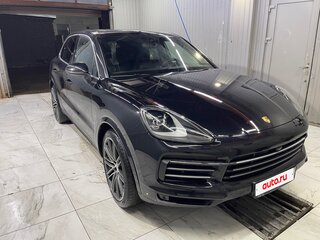 2020 Porsche Cayenne S III, чёрный, 7090000 рублей, вид 3