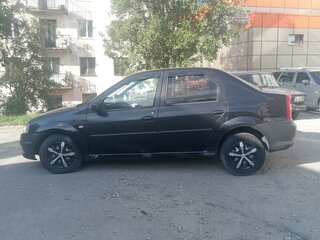 2014 Renault Logan I Рестайлинг, чёрный, 300000 рублей, вид 2