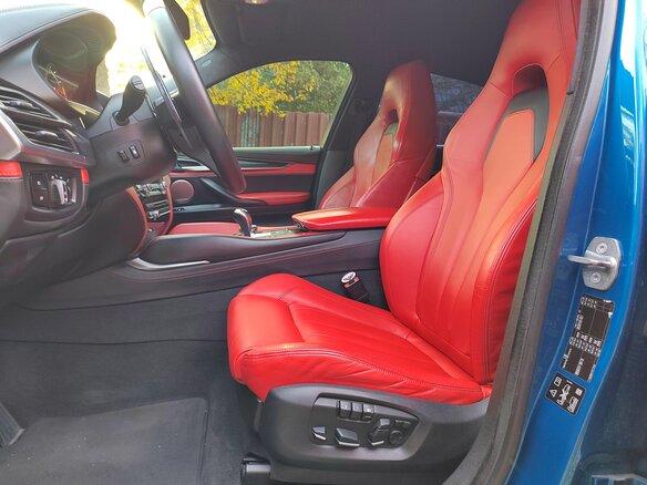 2015 BMW X6 M II (F86), голубой, 5000000 рублей - вид 31