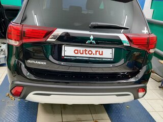 2022 Mitsubishi Outlander III Рестайлинг 3, чёрный, 4300000 рублей, вид 2