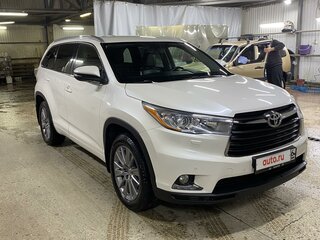 2014 Toyota Highlander III (XU50), белый, 3200000 рублей, вид 3