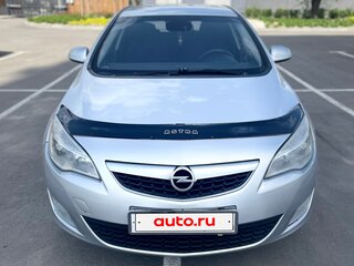 2011 Opel Astra J, серебристый, 700000 рублей, вид 2