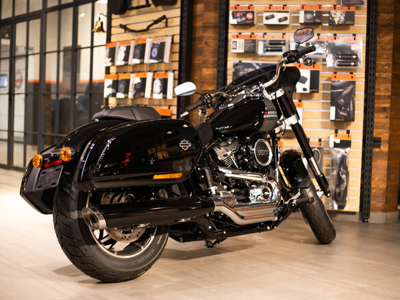 2021 Harley-Davidson Sport Glide, чёрный, 2850000 рублей - вид 21