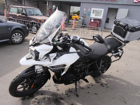 2016 Triumph Tiger 1200, белый, 1230000 рублей, вид 3