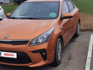 2018 Kia Rio IV, оранжевый, 900000 рублей, вид 1