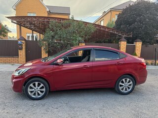 2012 Hyundai Solaris I, красный, 520000 рублей, вид 4