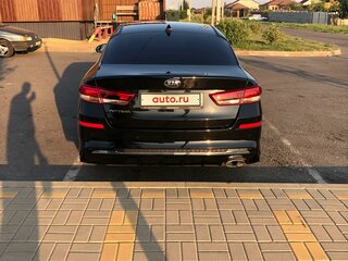 2019 Kia Optima IV Рестайлинг, чёрный, 2450000 рублей, вид 2