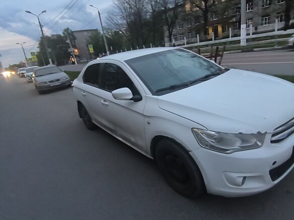 2013 Citroen C-Elysee I, белый, 410000 рублей