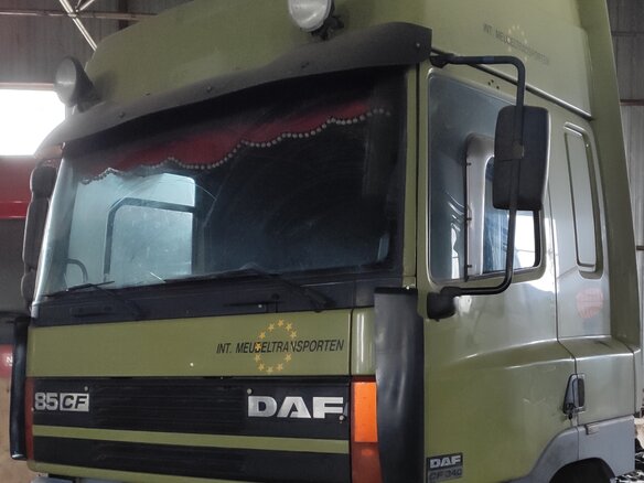 1999 DAF CF-series, зелёный, 2000000 рублей - вид 2