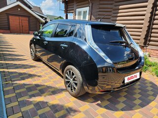 2016 Nissan Leaf 30kWh I (ZE0/AZE0), чёрный, 1150000 рублей, вид 4