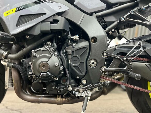 2017 Yamaha MT-10, серый, 1280000 рублей - вид 21