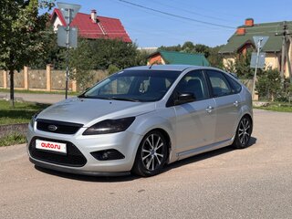 2009 Ford Focus II Рестайлинг, серебристый, 600000 рублей, вид 3