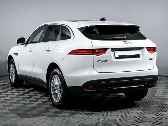 2019 Jaguar F-Pace I, белый, 3500000 рублей - вид 6