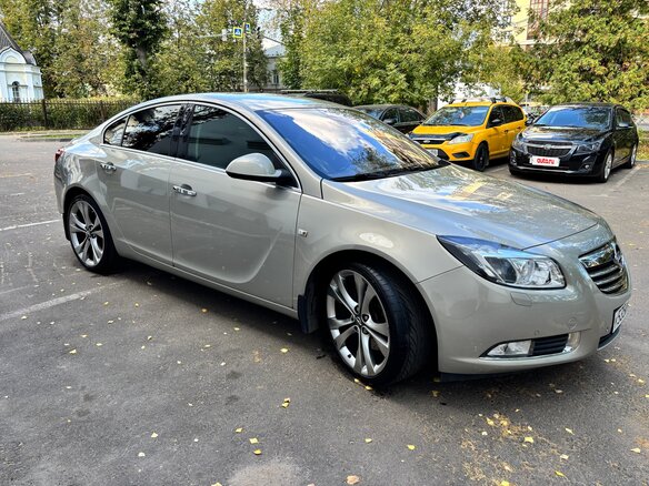 2011 Opel Insignia I, серебристый, 1100000 рублей - вид 2