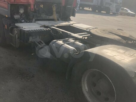 2000 DAF 95XF, пурпурный, 1049999 рублей, вид 2
