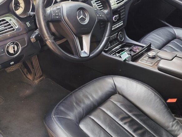 2011 Mercedes-Benz CLS 350 II (C218), бежевый, 2200000 рублей - вид 5