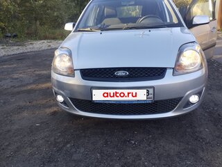 2008 Ford Fiesta Mk5, серебристый, 550000 рублей, вид 2