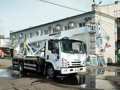 2026 Isuzu Автокран, белый, 6447715 рублей, вид 2
