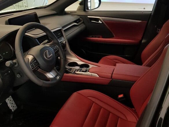 2018 Lexus RX 300 IV, чёрный, 5800000 рублей - вид 4