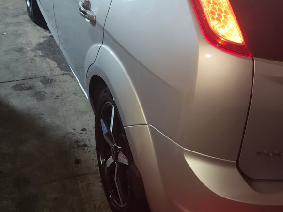 2010 Ford Focus II Рестайлинг, серебристый, 790000 рублей - вид 12