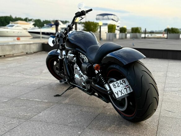 2006 Harley-Davidson V-Rod, чёрный, 1450000 рублей - вид 13