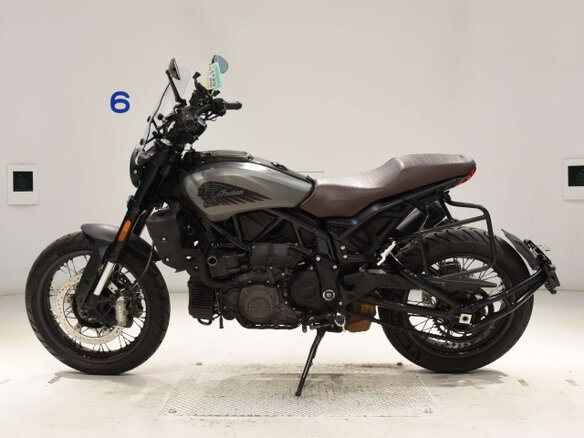 2022 Indian FTR 1200, серый, 1200000 рублей - вид 1